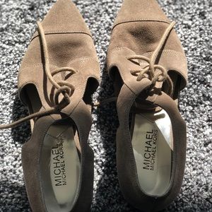 Micheal Kors Flats